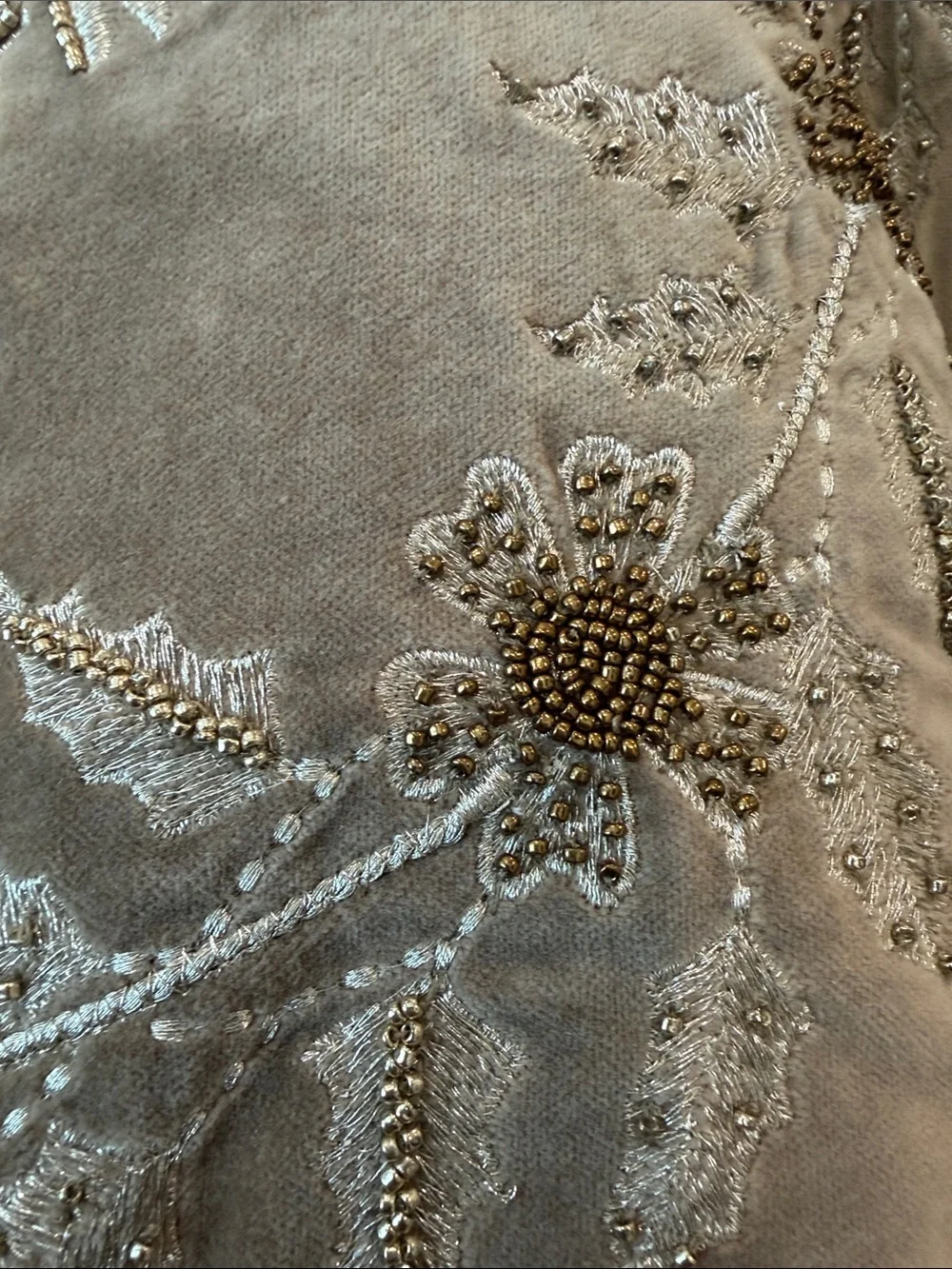 NWT Pottery Barn Beige Embroidered Holiday Throw Pillow Cover